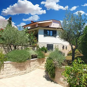 Val Pula